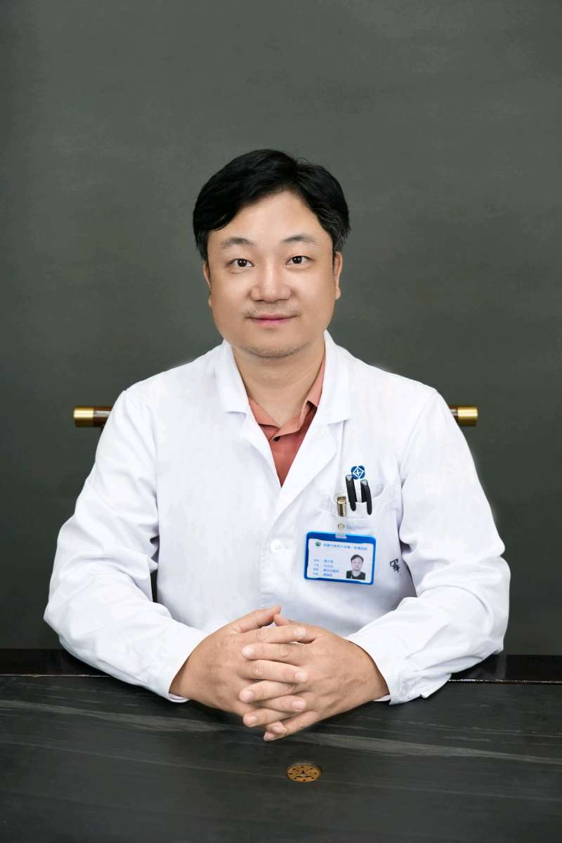 杨小军