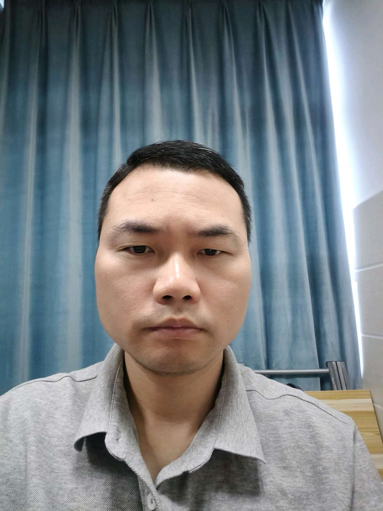 漆石平